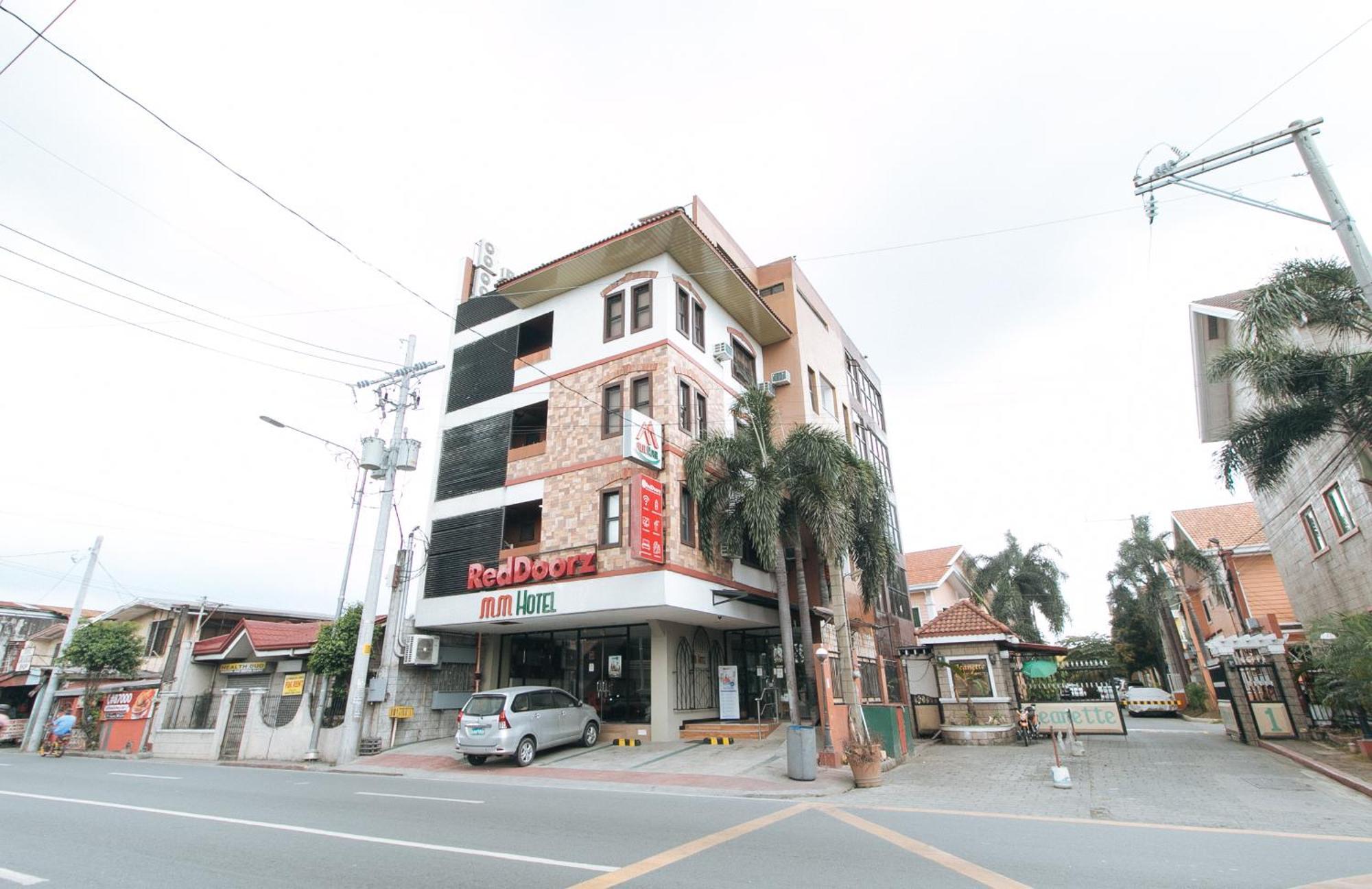 Reddoorz Plus At Mm Hotel Las Pinas Former Reddoorz Plus Near Bamboo Organ Las Piñas Exterior foto