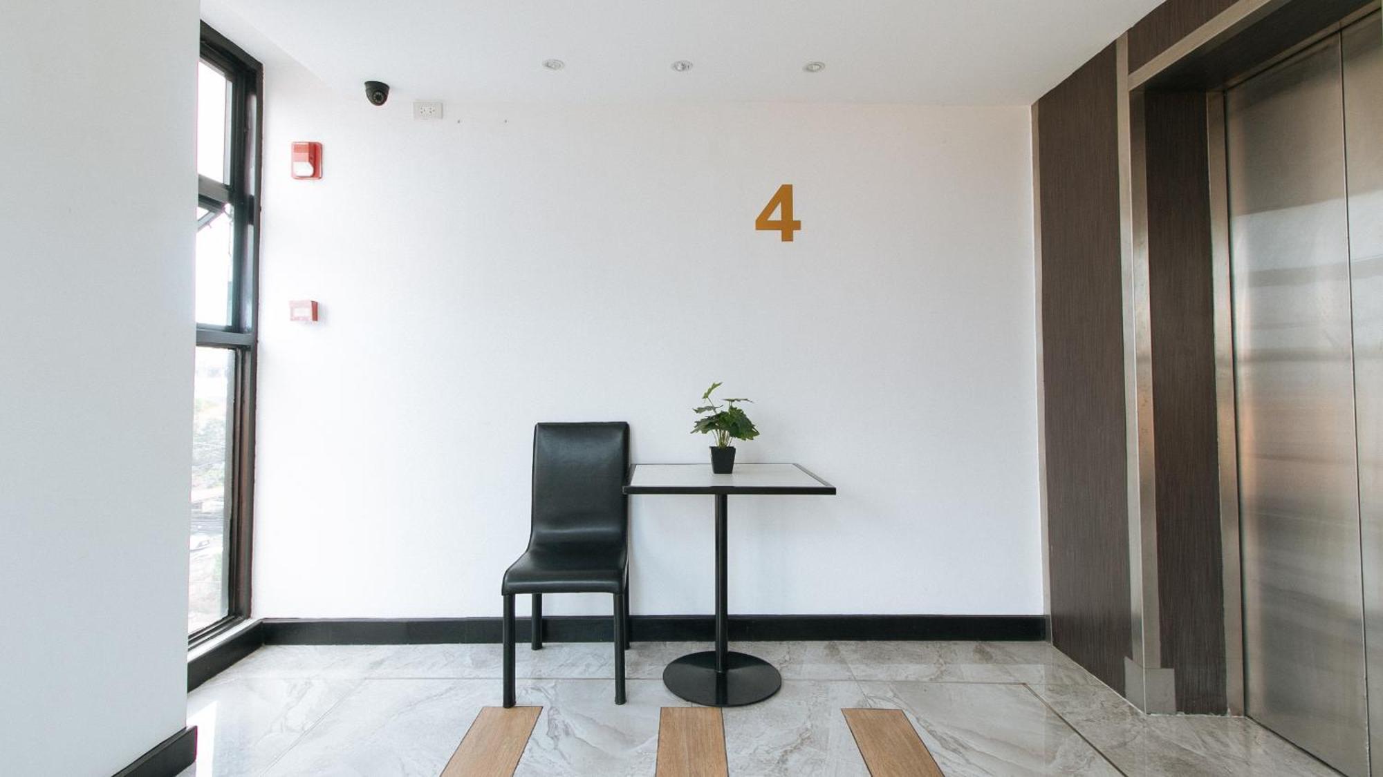 Reddoorz Plus At Mm Hotel Las Pinas Former Reddoorz Plus Near Bamboo Organ Las Piñas Exterior foto