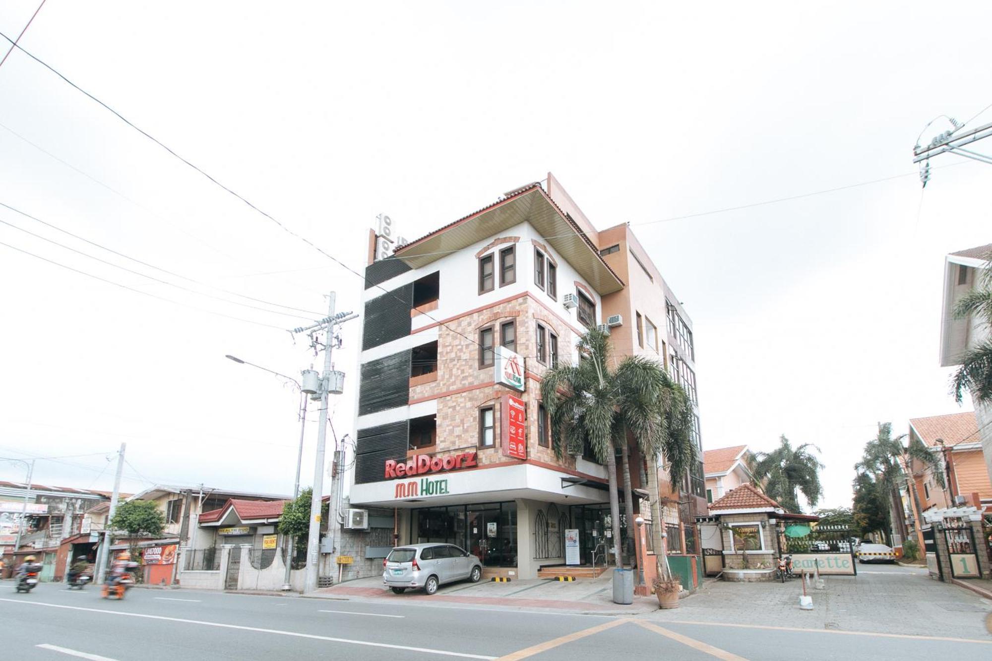 Reddoorz Plus At Mm Hotel Las Pinas Former Reddoorz Plus Near Bamboo Organ Las Piñas Exterior foto